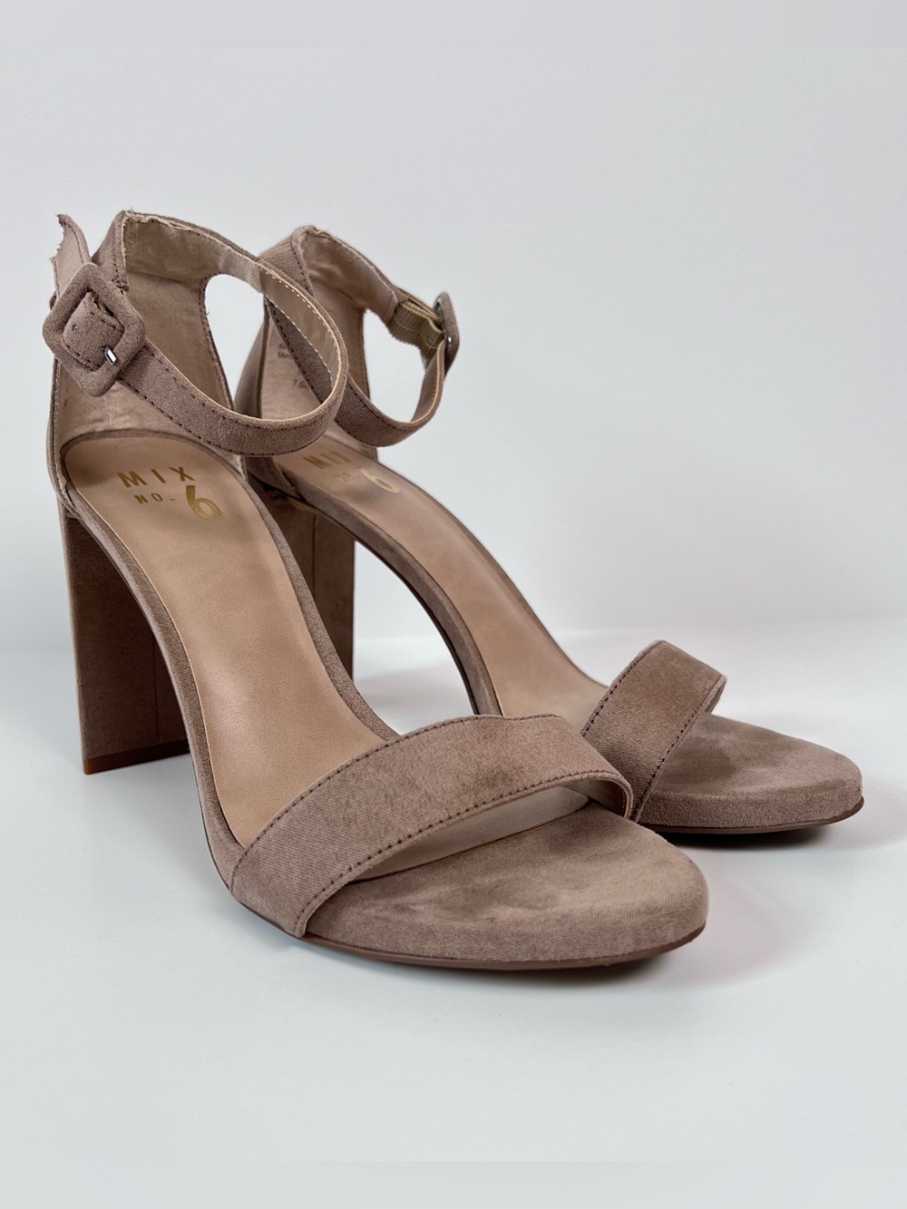 Mix No. 6 Nude Block Heel Sandals Size 7.5 Ankle Strap Heels